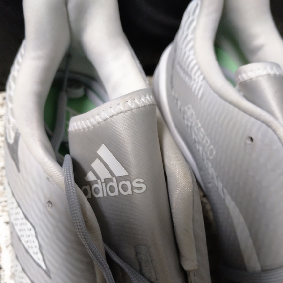Adidas basketball shoes - Picture 7 of 8